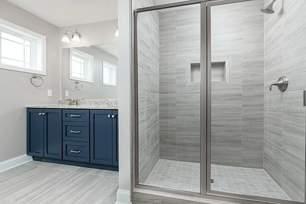 crestmont bathroom image