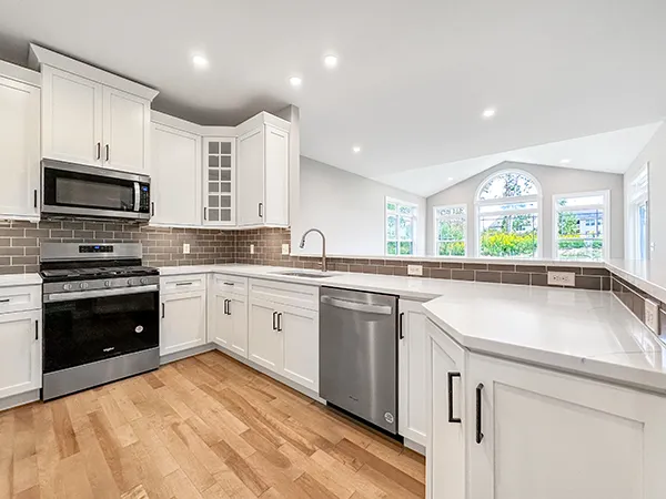 crestmont kitchen image